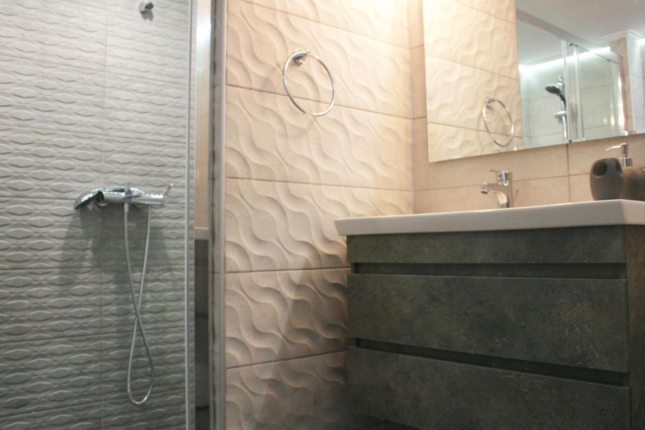Socrates By Heloni Apartments Athen Exterior foto