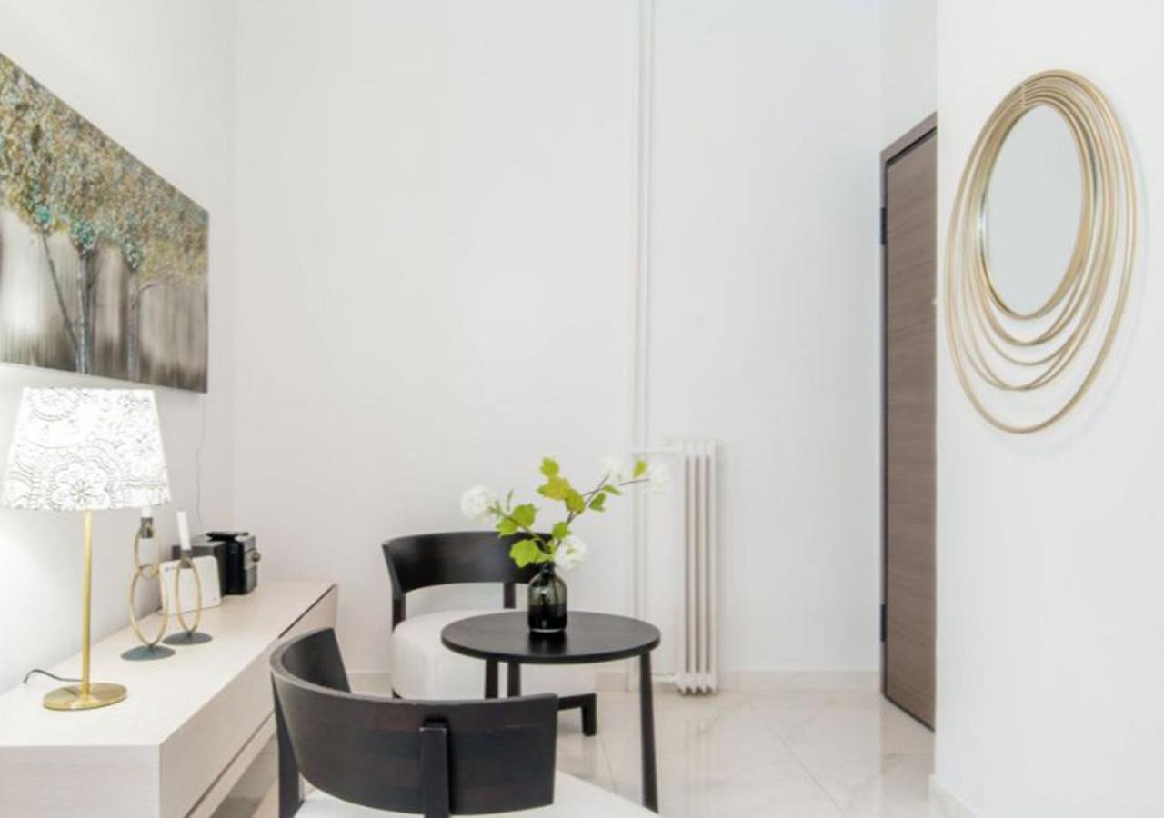 Socrates By Heloni Apartments Athen Exterior foto